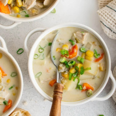 CHICKEN CORN SOUP⁠