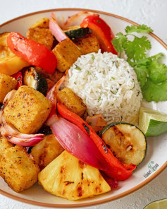 crispy tropical tofu 𝗖𝗥𝗜𝗦𝗣𝗬 𝗧𝗥𝗢𝗣𝗜𝗖𝗔𝗟 𝗧𝗢𝗙𝗨