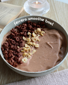 Ferrero smoothie bowl 🍫