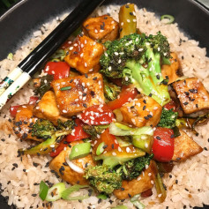 STICKY GINGER TOFU 💚