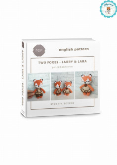 Two foxes – Lara and Larry crochet pattern