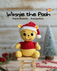 winnie the pooh wear a christmas hat