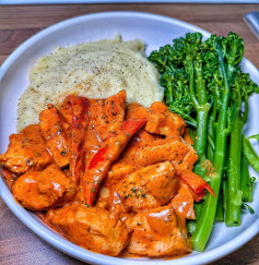 CREAMY PAPRIKA CHICKEN 🫶🏼😍