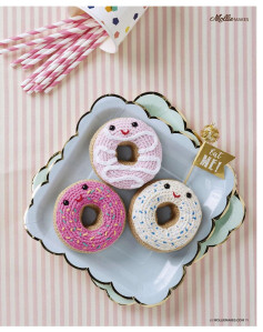 HOW TO MAKE… CROCHET DOUGHNUTS