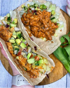 BANG BANG VEGAN CHICKEN TACOS