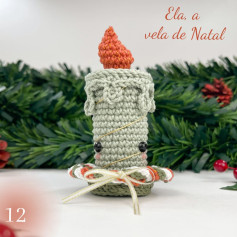 🕯️Dia 12- Ela, a velinha de Natal🕯️Chegamos à metade do calendário do advento desse ano e para celebrar vamos acender uma velinha! ✨