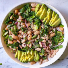 🌱🌱Just another 10 Minute Bean Salad bowl 🌱🌱