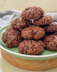 COOKIE DE AVEIA, CACAU E MEL 😋Querem mais bolos saudáveis? Garanta meu ebook com 44 rece