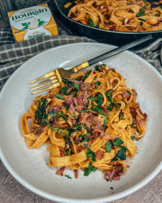 Creamy Bacon Boursin Tagliatelle