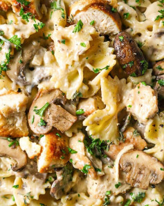 Creamy Mushroom Chicken Pasta