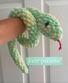 free crochet snake pattern