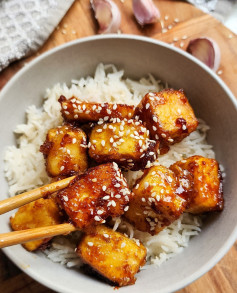 Maple Hoisin Tofu 🥢✨ ⁠