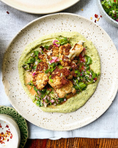 Roast cauliflower with white bean & courgette dip and coriander salsa 🤩