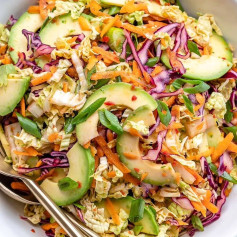 Thai Inspired Avocado Salad 🥑🥕🥬