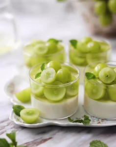 Công Thức Làm Panna Cotta Nho Hương Nhài Mới Lạ Siêu Ngon Thanh Mát Mùa Hè