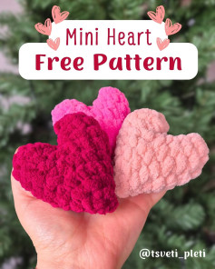 mini heart free crochet pattern