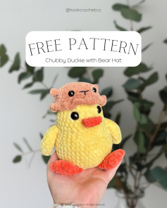 free pattern chubby duckie with bear hat
