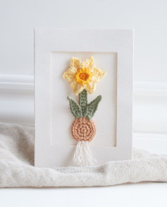 yellow lily crochet pattern