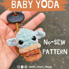 Crochet Baby Yoda Keychain: No-Sew Pattern