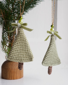 Crochet Christmas Tree Ornaments Pattern