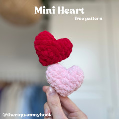 Free Crochet Mini Heart Pattern