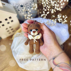 Free Crochet Pattern: Adorable Amigurumi Teddy Bear Keychain