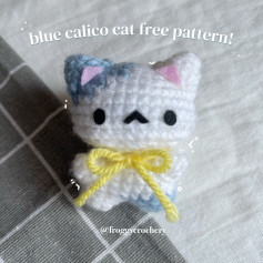 Free Crochet Pattern: Adorable Blue Calico Cat