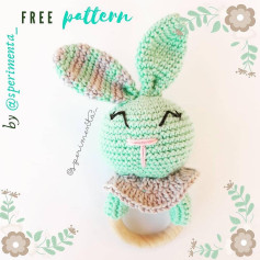 Free Crochet Pattern: Adorable Bunny Rattle