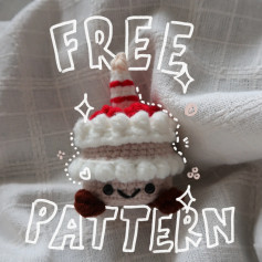 Free Crochet Pattern: Adorable Cake Amigurumi free pattern