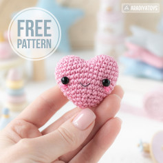Free Crochet Pattern: Adorable Pink Heart Amigurumi