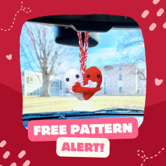 Free Crochet Pattern: Amigurumi Hugging Hearts Car Charm