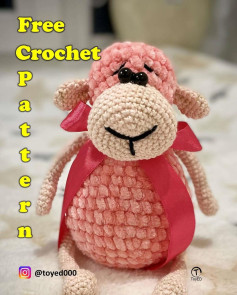 Free Crochet Pattern: Cute Pink Sheep Amigurumi
