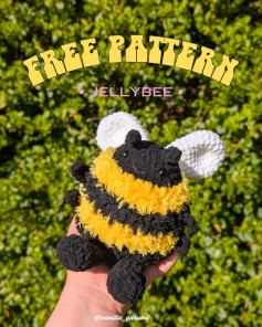 Free Crochet Pattern: Jellybee the Bee!