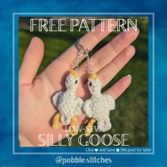 Free Crochet Pattern: Low-Sew Silly Goose Keychains