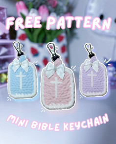 Free Crochet Pattern: Mini Bible Keychain