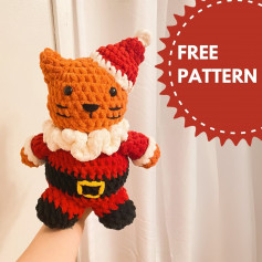 Free Crochet Pattern: Santa Cat Amigurumi