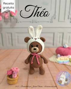 Gráfico de Amigurumi Urso com Touca de Coelho Grátis