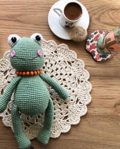 Tığ işi Kurbağa Amigurumi Şeması