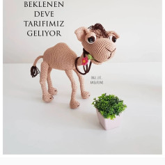 BEKLEYEN DEVEMİZİN AMIGURUMİ TARİFİ