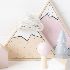 Crochet Pattern for a Cute Cloud Decoration with Soft Colors