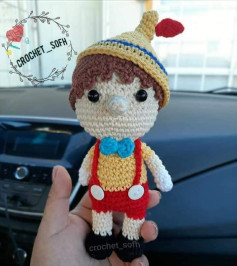 Gráfico de amigurumi de Pinocho tejido a crochet