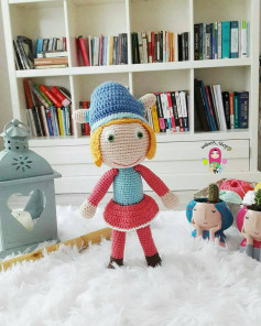 İşte sevimli elf kızımızın amigurumi şeması!