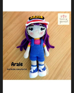 Patrón de muñeca de ganchillo Arale con tutorial gratuito