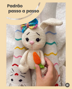 Bichinho de Crochê Adorável com Instruções Detalhadas