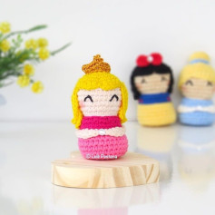 Charming Crochet Princess Dolls Pattern for Amigurumi Enthusiasts