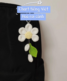 Chart móc len hoa rơi cánh cho móc khóa xinh xắn