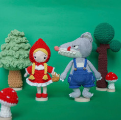 Crochet Pattern: Little Red Riding Hood and the Big Bad Wolf