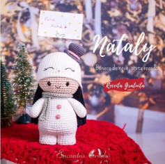 Nataly: Boneca de Neve em Crochê como Porta Recados