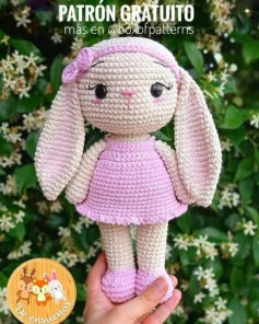 Patrón de conejo amigurumi adorable para tejedores creativos