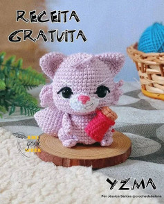 Receita de Amigurumi Gratuita: Gato Rosa com Cachecol